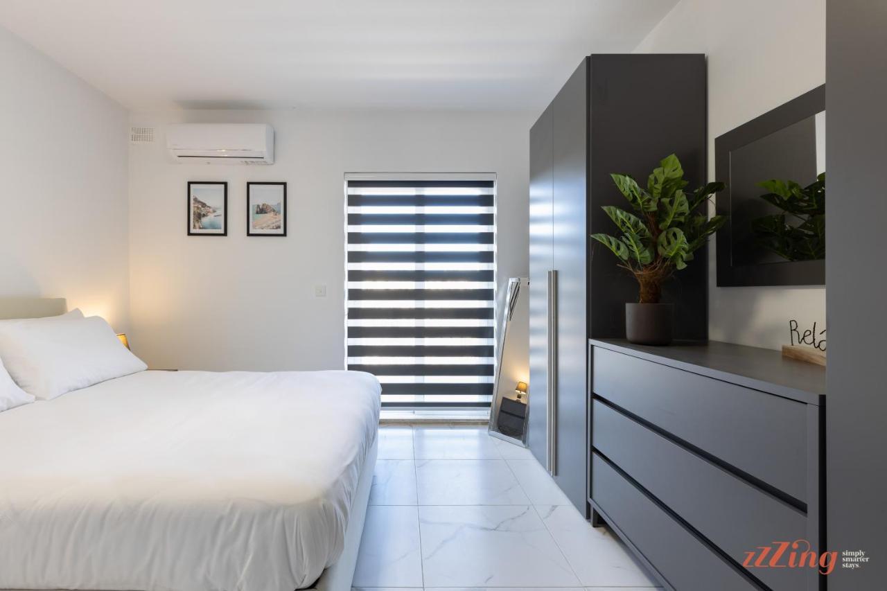 A Stunning Apartment With Spectacular Sea Views St. Paul's Bay Exterior photo