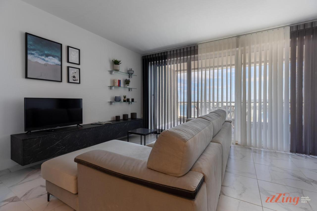 A Stunning Apartment With Spectacular Sea Views St. Paul's Bay Exterior photo