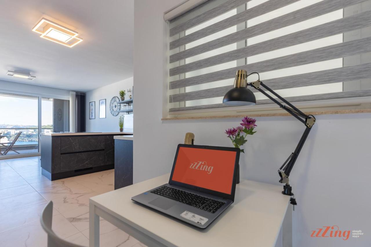 A Stunning Apartment With Spectacular Sea Views St. Paul's Bay Exterior photo